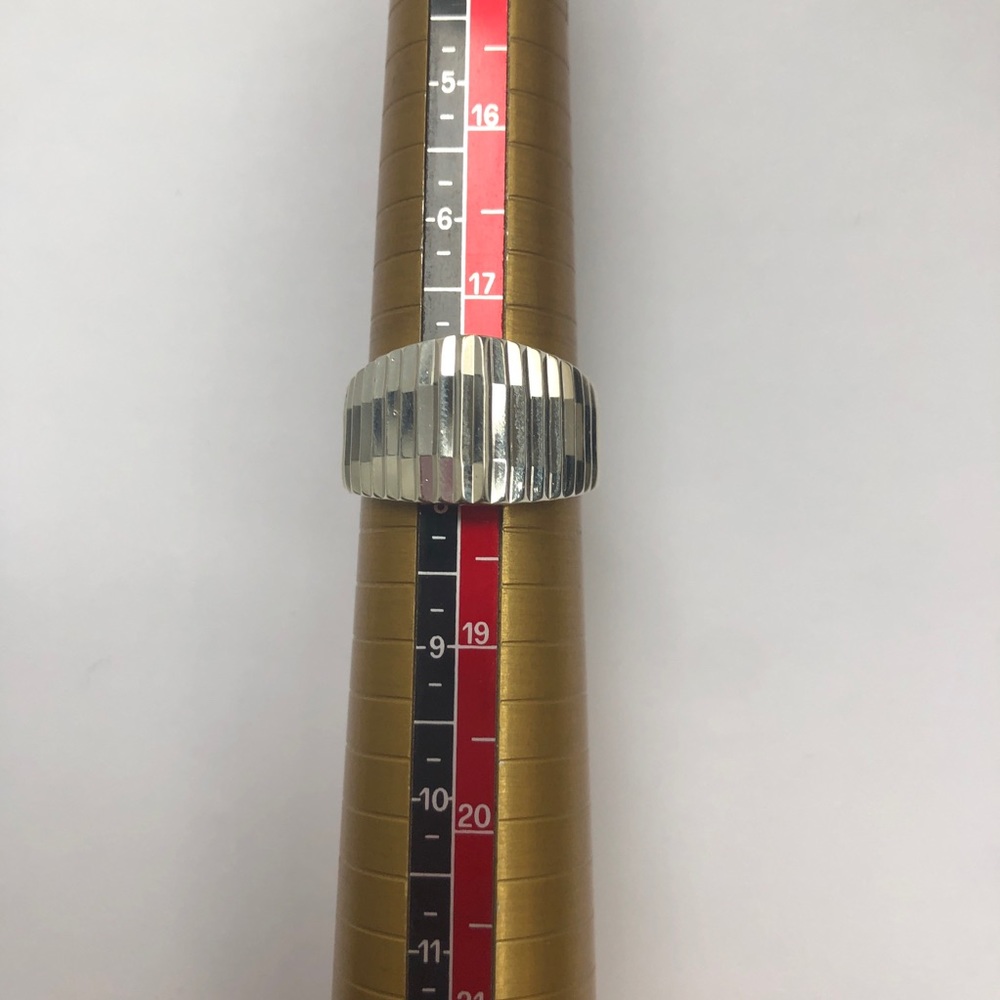 Silver Reflective Ring - image 7